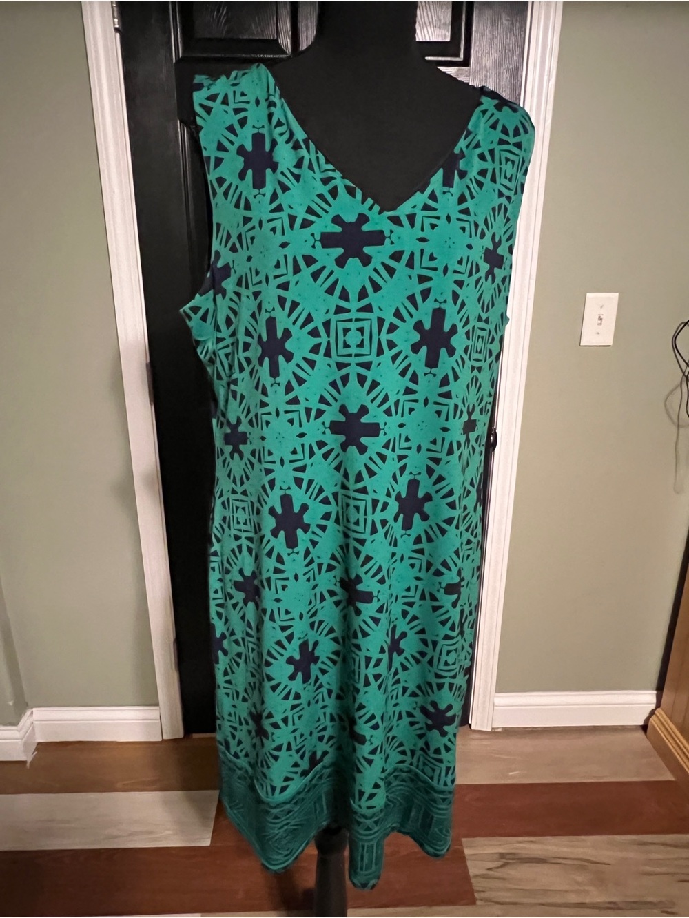 Sleeveless Green Patterned Reversible Shift Dress